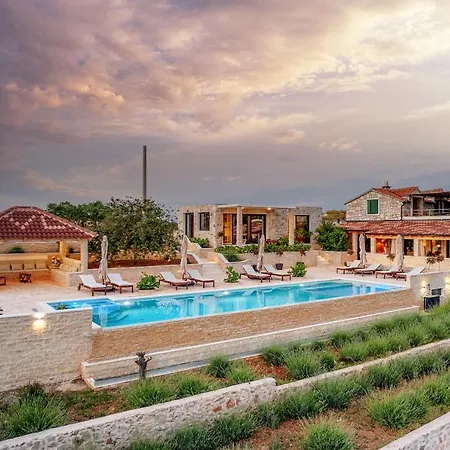 Vidikovac Levanda Luxury *